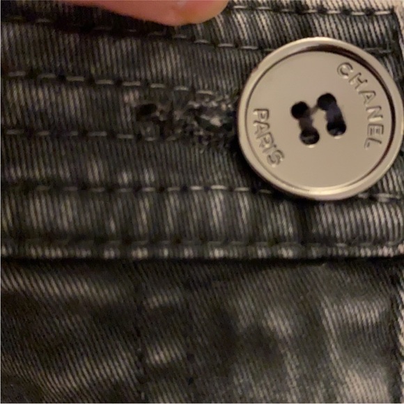 🥳 Today!!! Purchase Chanel dark gray factory distressed jeans. - Picture 5 of 11